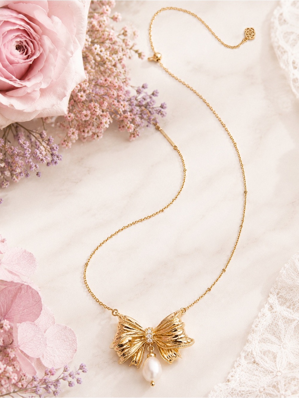 Kendra Scott x LoveShackFancy Special Edition Bow Pearl Pendant Necklace